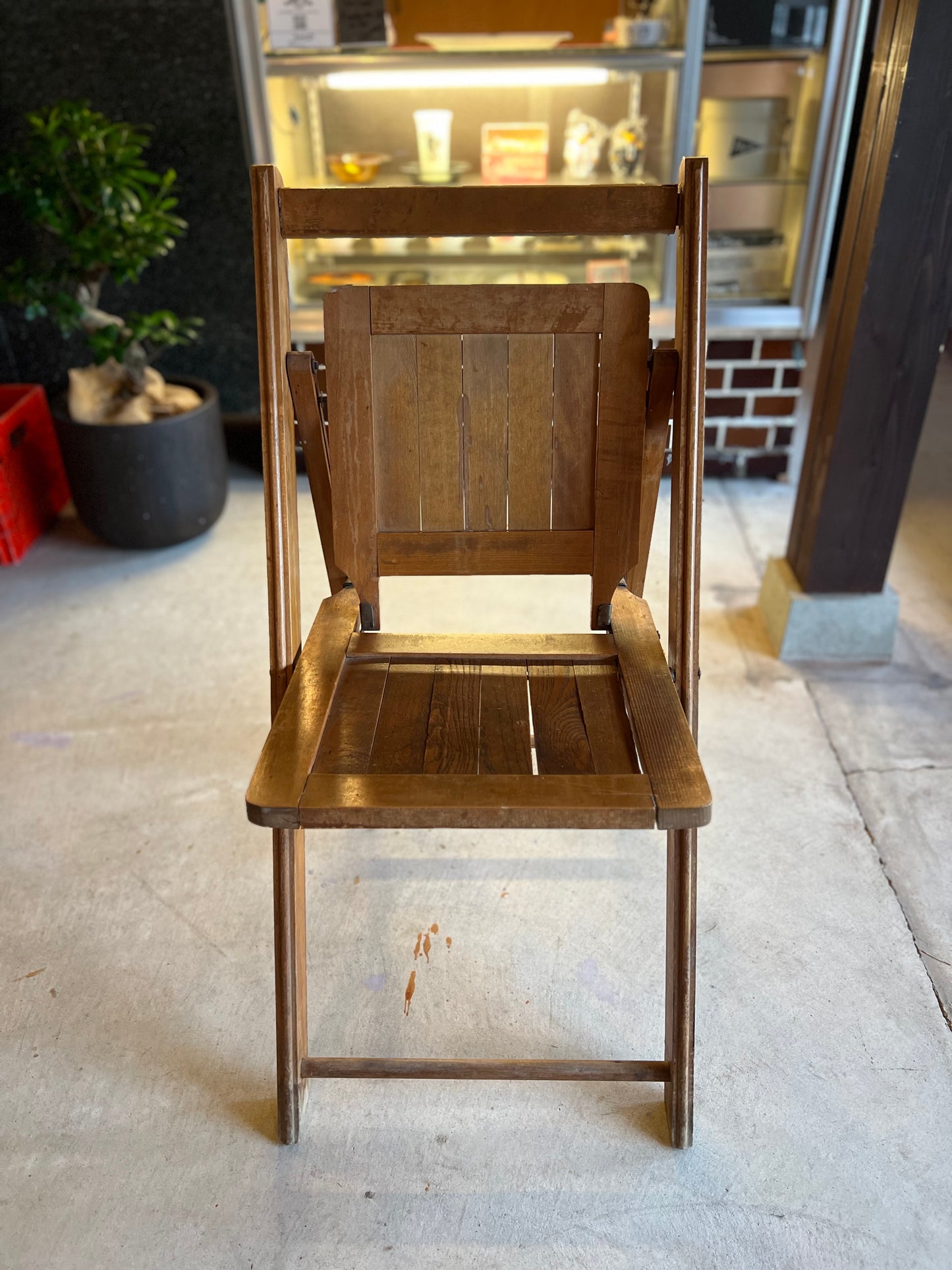 1940'S HEYWOOD WAKEFIELD VINTAGE FOLDING CHAIR