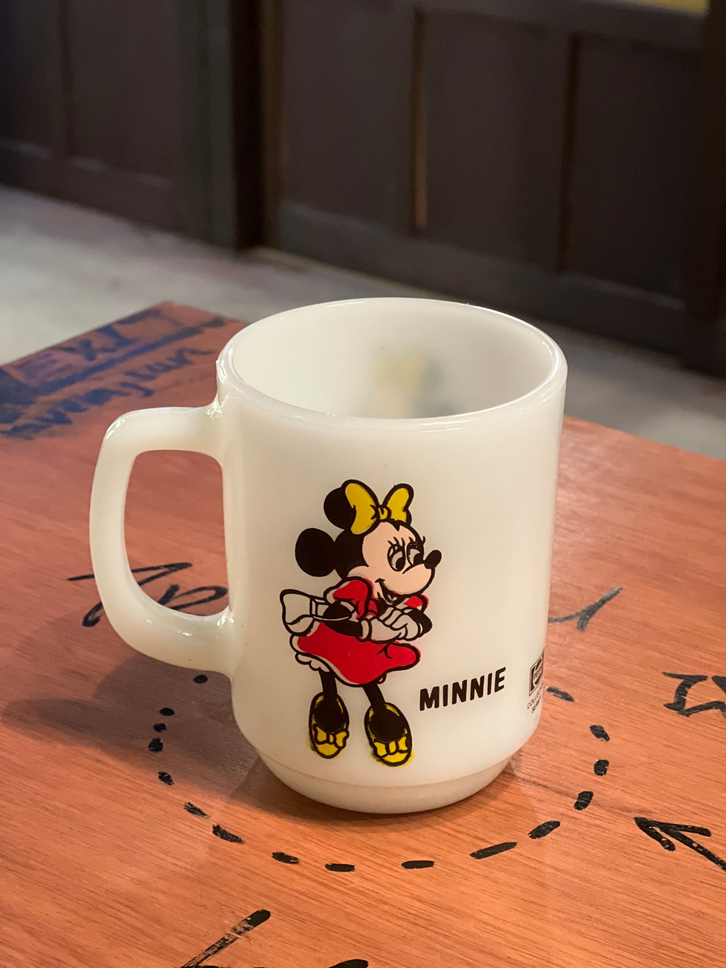 FIRE KING MINNIE