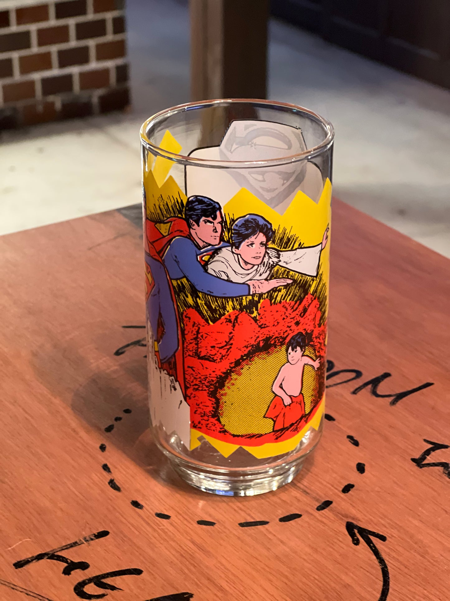 1978 VINTAGE SUPERMAN GLASS